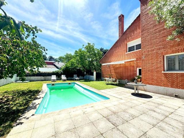 Villa / Chalet de lujo 364 m2 en venta, Galapagar, España