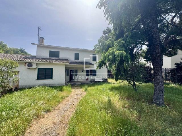 Villa / Chalet de lujo 369 m2 en venta, Boadilla del Monte, Comunidad de Madrid