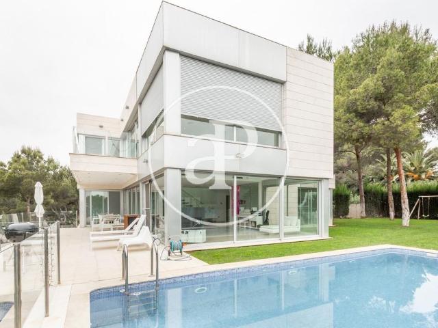 Exclusiva Villa / Chalet en venta Chiva, Comunidad Valenciana