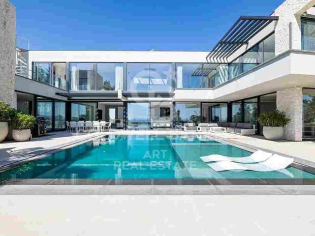 Exclusiva Villa / Chalet en venta Benahavís, España
