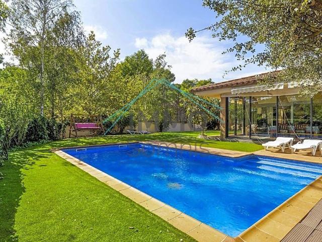 Villa / Chalet de lujo de 450 m2 en venta en l'Escala, Cataluña