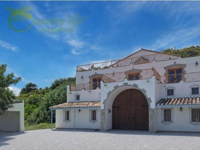 Villa / Chalet de lujo de 496 m2 en venta en Sedella, Andalucía