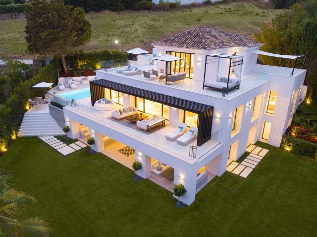 Villa / Chalet de lujo de 516 m2 en venta en Marbella, Andalucía