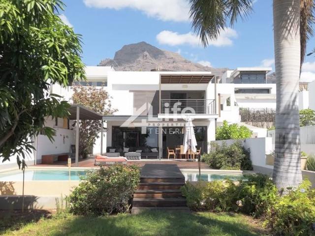 Villa / Chalet de lujo de 550 m2 en venta en Costa Adeje, Canarias