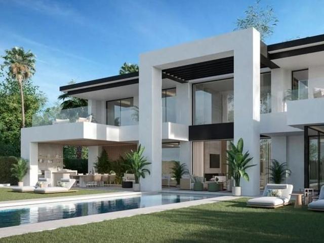 Villa / Chalet de lujo de 581 m2 en venta en Estepona, España