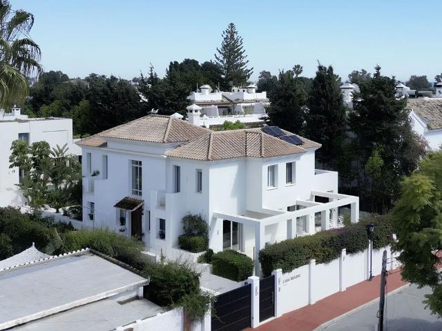 Villa / Chalet de lujo de 588 m2 en venta en El Cortijo Blanco, España