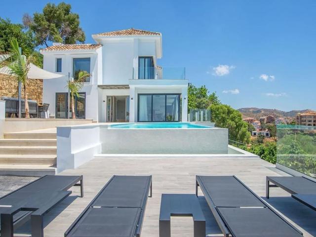 Villa / Chalet de lujo de 669 m2 en venta en Elviria, España