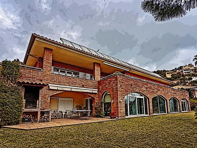 Villa / Chalet de lujo de 746 m2 en venta en Santa Cristina de Aro, España