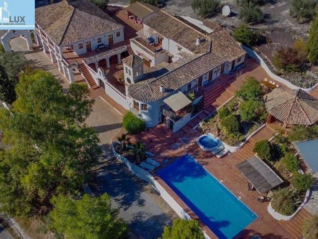 Villa / Chalet de lujo de 749 m2 en venta en Alcaudete, España