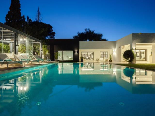 Villa / Chalet de lujo de 754 m2 en venta en Nueva Andalucia, Andalucía