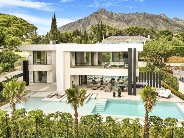 Villa / Chalet de lujo de 813 m2 en venta en The Golden Mile, Marbella, Andalucía