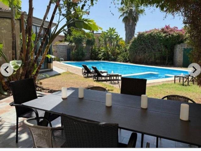 Villa / Chalet de lujo de 950 m2 en venta en Gelves, Andalucía