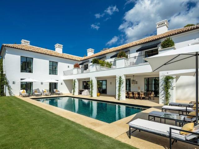 Villa / Chalet de lujo de 1000 m2 en venta en Marbella, España