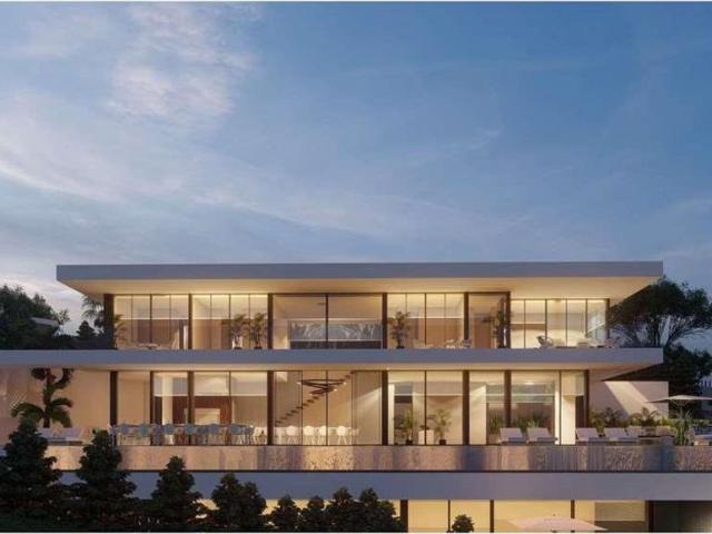 Villa / Chalet de lujo de 1180 m2 en venta en Marbella, Andalucía