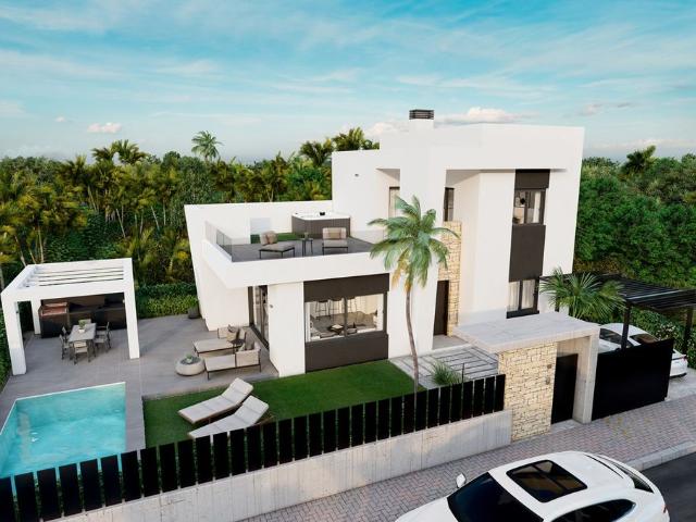 Villa / Chalet de 136 m2 en venta en Playas de Orihuela, Comunidad Valenciana