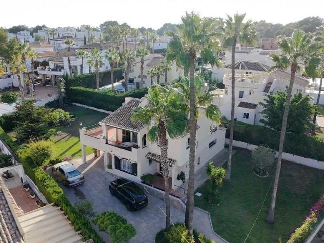 Villa / Chalet de lujo de 140 m2 en venta en Playas de Orihuela, Comunidad Valenciana