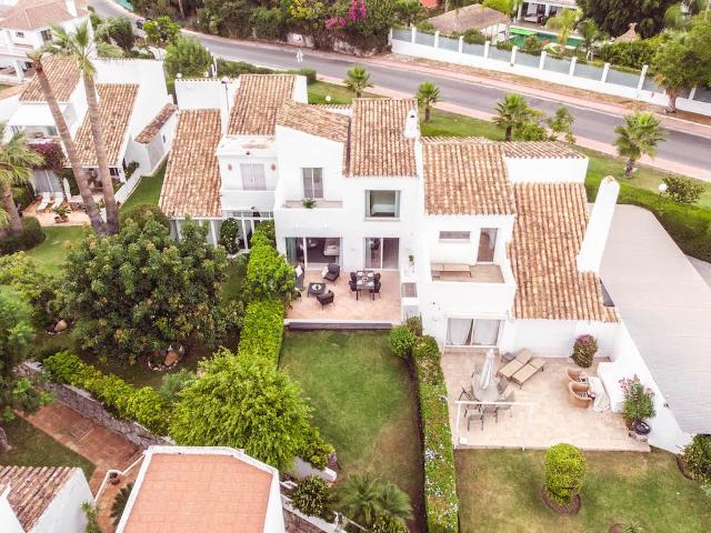 Villa / Chalet de lujo de 144 m2 en venta en Marbella, España