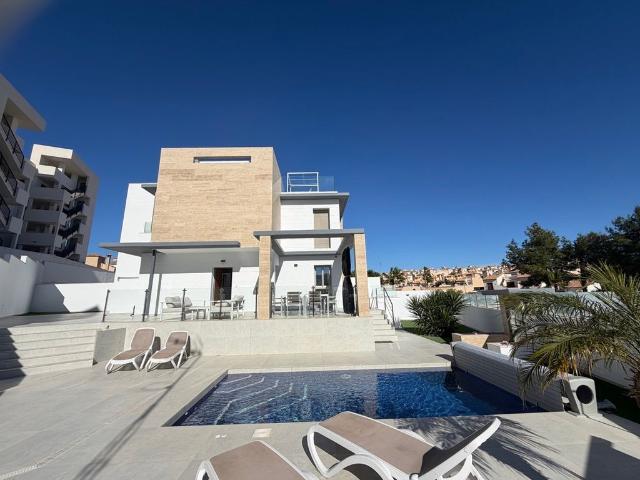 Villa / Chalet de lujo de 148 m2 en venta en Orihuela, Comunidad Valenciana