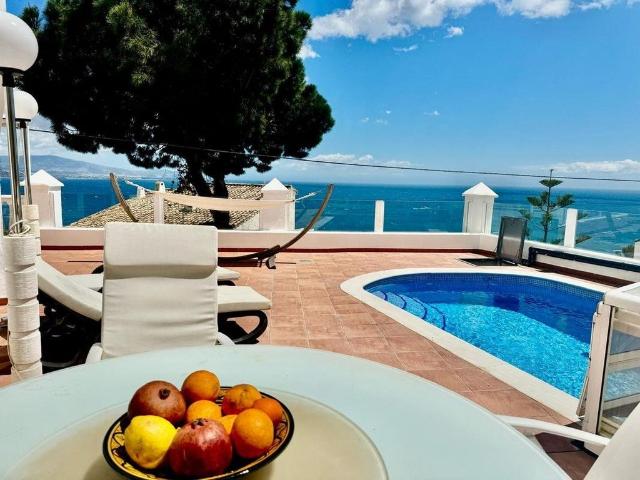 Villa / Chalet de lujo de 150 m2 en venta en Almuñécar, España