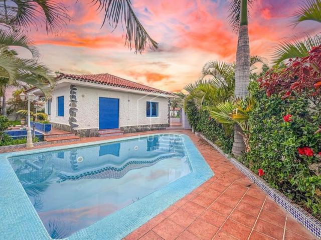 Villa / Chalet de lujo de 160 m2 en venta en Puerto de la Cruz, Canarias