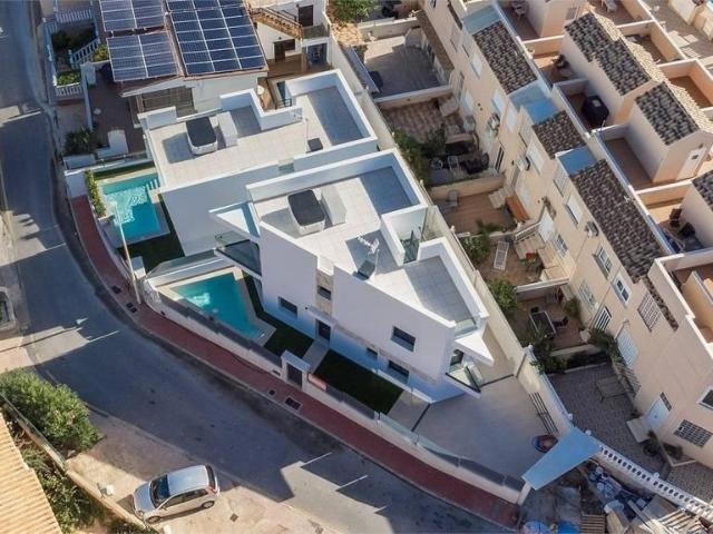 Villa / Chalet de lujo de 176 m2 en venta en Torrevieja, España