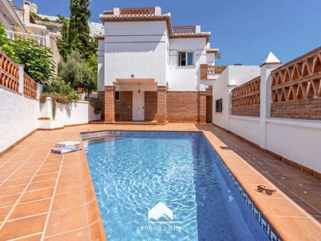 Villa / Chalet de lujo de 184 m2 en venta en Almuñécar, Andalucía