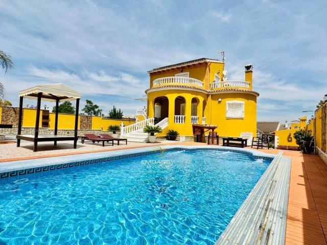 Villa / Chalet de lujo de 201 m2 en venta en Orihuela, España