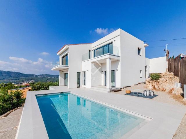 Villa / Chalet de lujo de 208 m2 en venta en Canyellas, España