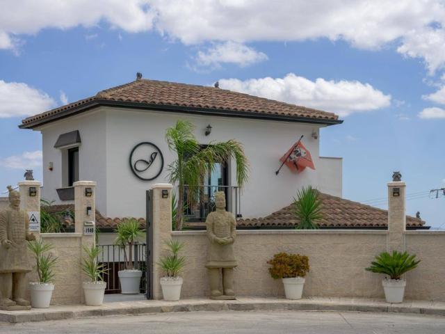 Villa / Chalet de lujo de 232 m2 en venta en Casarabonela, Andalucía