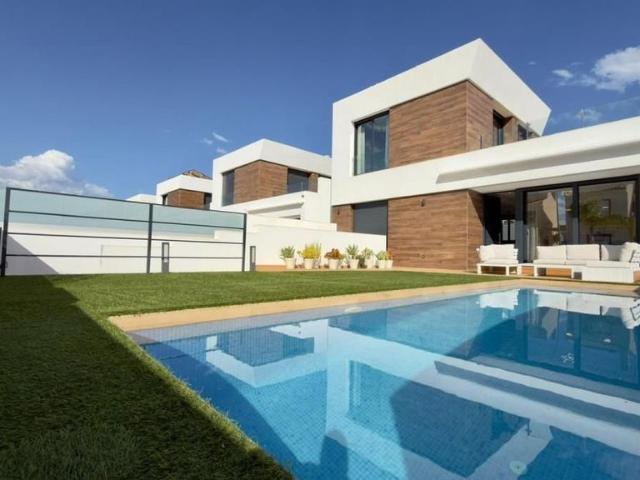 Villa / Chalet de lujo de 236 m2 en venta en Campello, Comunidad Valenciana