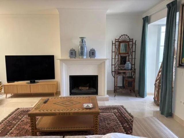 Villa / Chalet de lujo de 236 m2 en venta en Nueva Atalaya, Estepona, Málaga, Andalucía