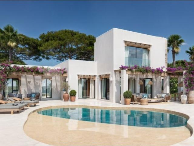 Exclusiva Villa / Chalet de 250 m2 en venta en Moraira, Comunidad Valenciana