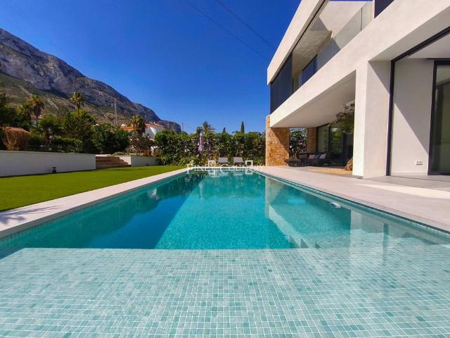 Villa / Chalet de lujo de 263 m2 en venta en Denia, España