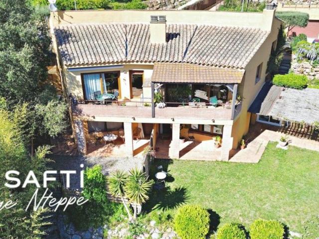 Villa / Chalet de lujo de 290 m2 en venta en Begur, Cataluña