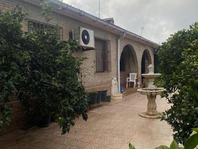 Villa / Chalet de lujo de 300 m2 en venta en Dos Hermanas, España
