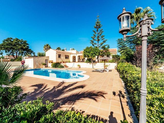 Villa / Chalet de lujo de 300 m2 en venta en Los Montesinos, España