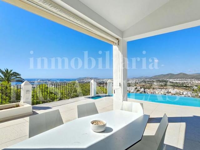 Villa / Chalet de lujo de 300 m2 en venta en Santa Eulalia del Río, España