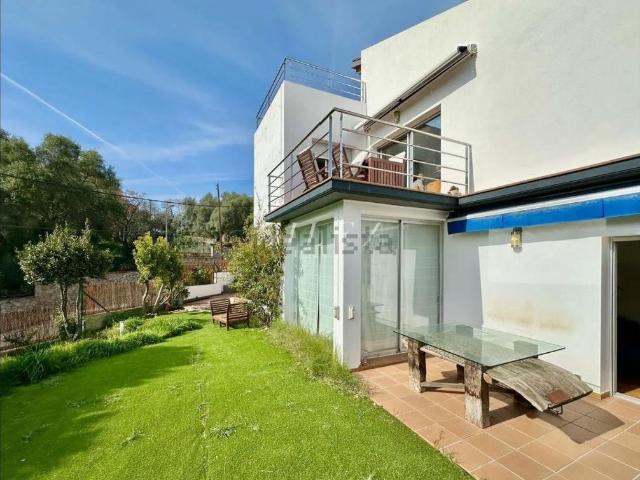 Villa / Chalet de lujo de 302 m2 en venta en Castelldefels, Cataluña