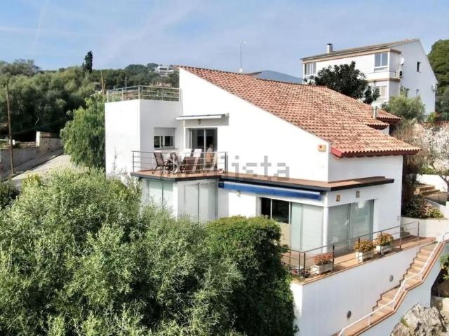 Villa / Chalet de lujo de 302 m2 en venta en Castelldefels, Cataluña