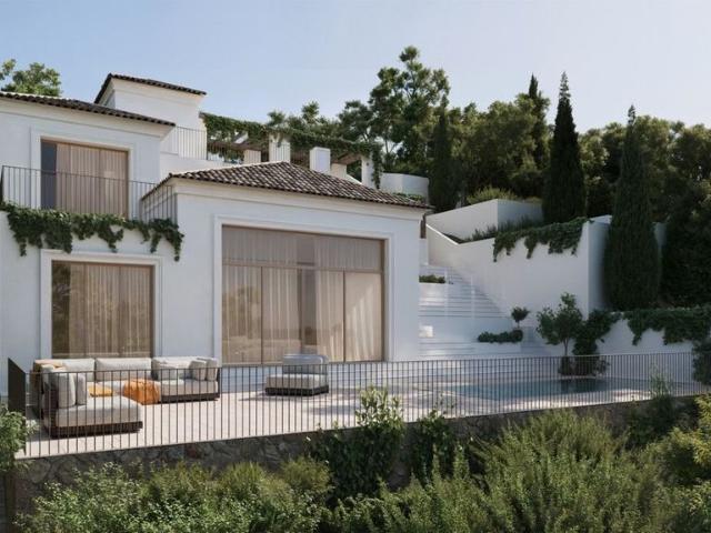 Villa / Chalet de lujo de 304 m2 en venta en Elviria, Andalucía