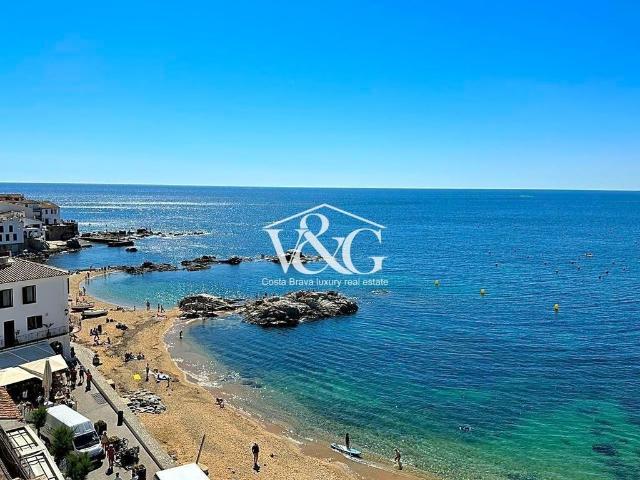 Villa / Chalet de lujo de 321 m2 en venta en Calella de Palafrugell, Cataluña
