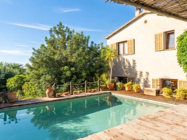 Villa / Chalet de lujo de 340 m2 en venta en Santa Maria del Camí, España