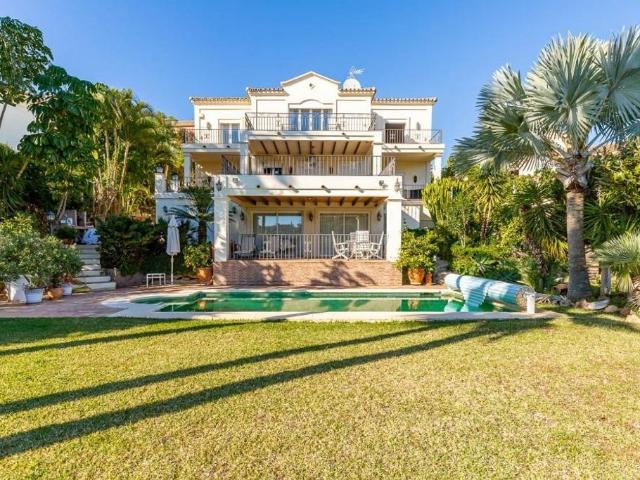 Villa / Chalet de lujo de 370 m2 en venta en Benahavís, Andalucía