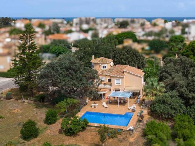 Villa / Chalet de lujo de 370 m2 en venta en Denia, España