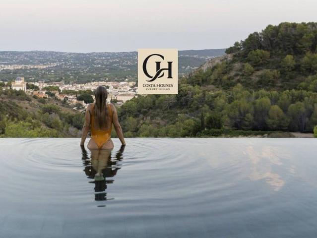 Villa / Chalet de lujo de 380 m2 en venta en Jávea, España