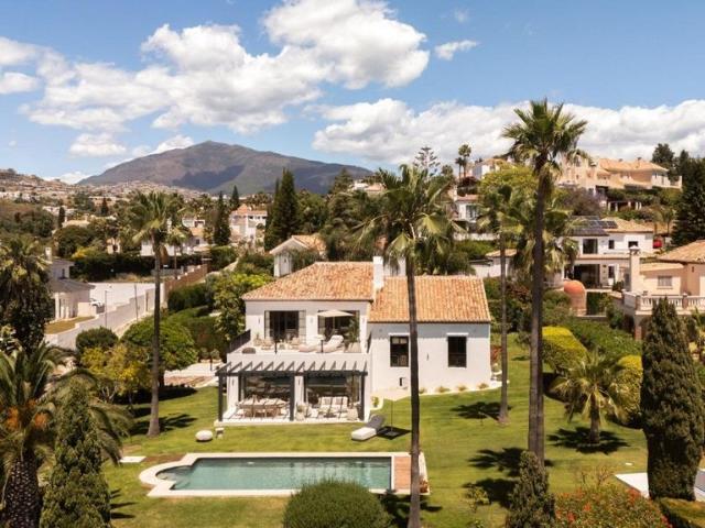 Villa / Chalet de lujo de 386 m2 en venta en Benahavís, España