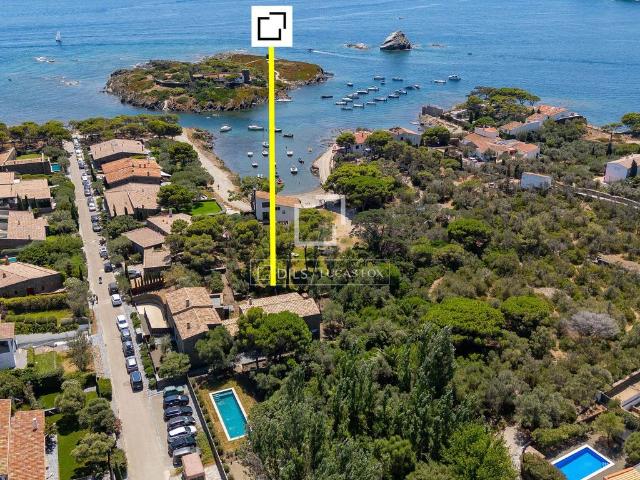 Villa / Chalet de lujo de 393 m2 en venta en Cadaqués, Cataluña