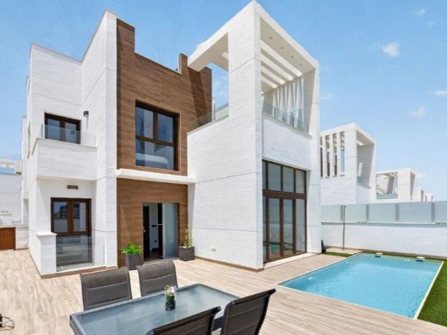 Villa / Chalet de lujo en venta Torrevieja, Comunidad Valenciana