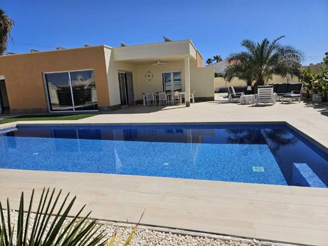 Villa / Chalet de lujo en venta Torrevieja, Comunidad Valenciana