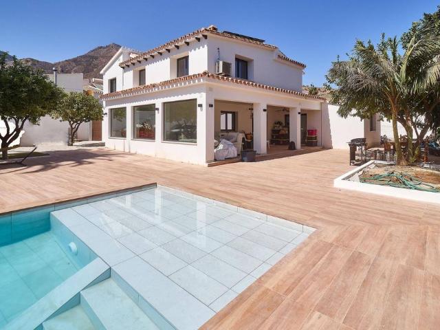 Villa / Chalet de lujo en venta Benalmádena, España